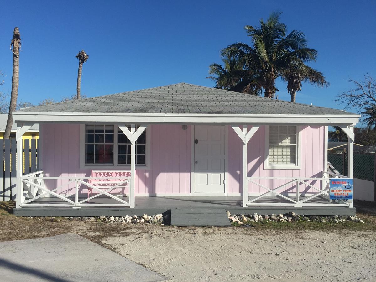 Bimini Seaside Villas - Pink Cottage With Beach View Alice Town  Bagian luar foto